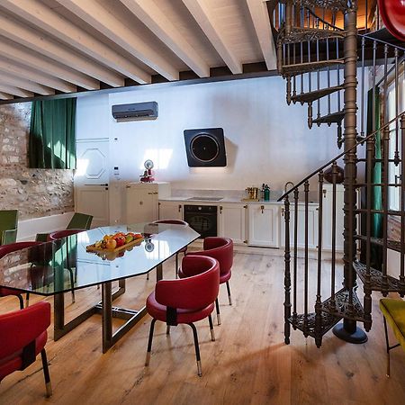베로나 Residenza Palazzo Brenzoni 아파트 외부 사진
